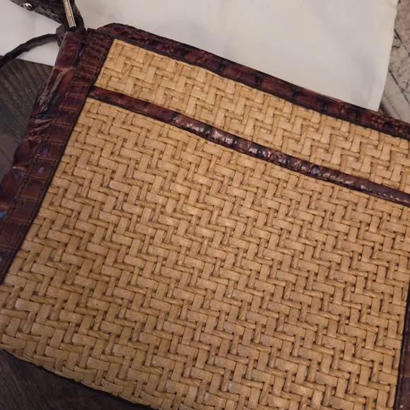 Brahmin Tan and Brown Woven Shoulder Bag - Picture 6 of 12